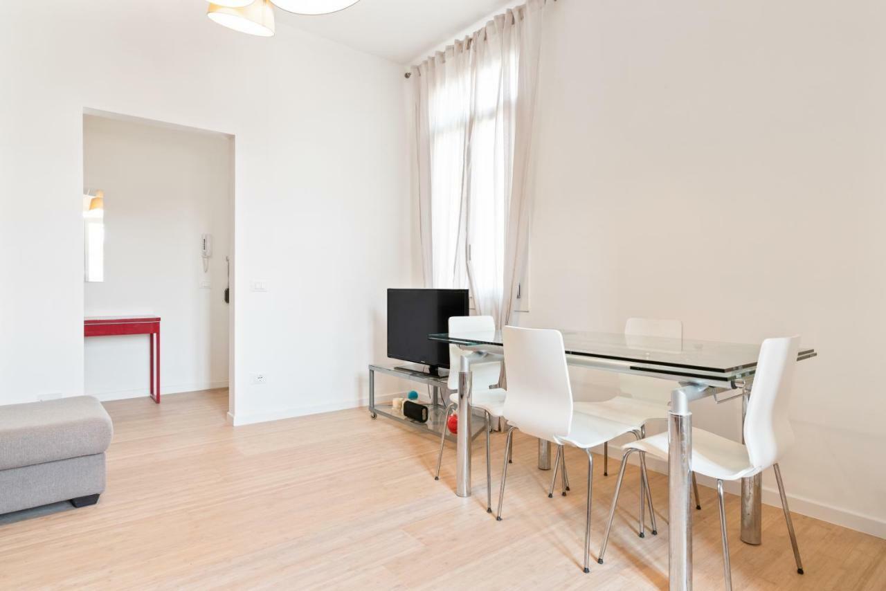Prato Della Valle Roomy Flat Padua Exteriör bild