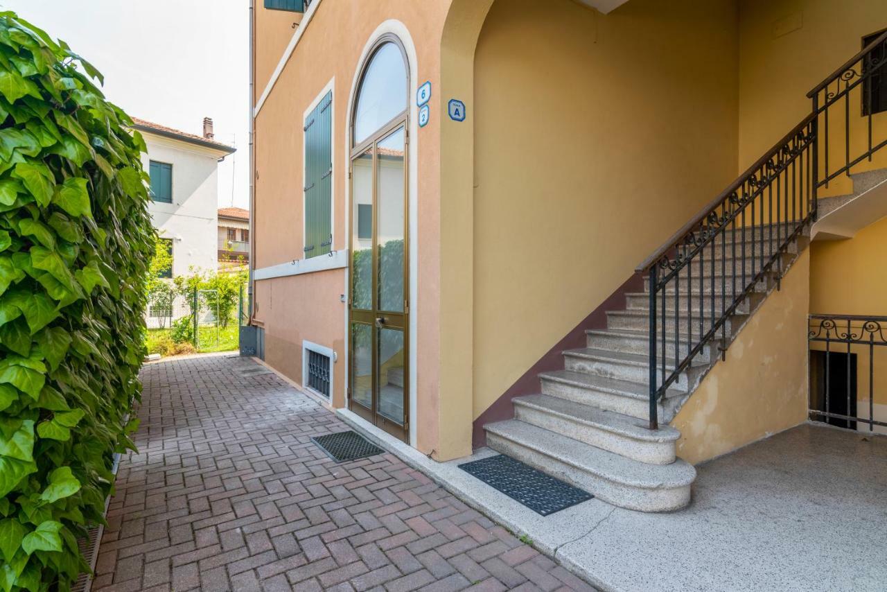 Prato Della Valle Roomy Flat Padua Exteriör bild